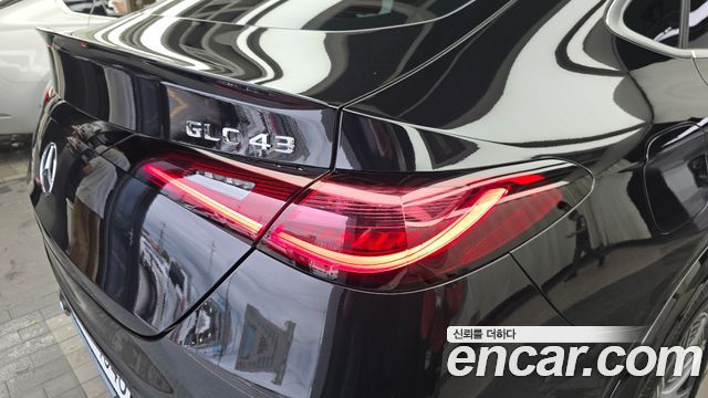 Mercedes-Benz GLC-Class 2025 — photo 9