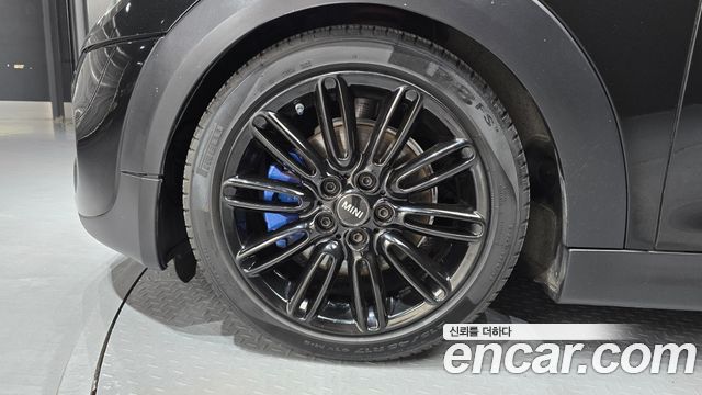 Mini Cooper 2016 — photo 5