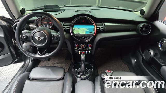 Mini Cooper 2016 — photo 7