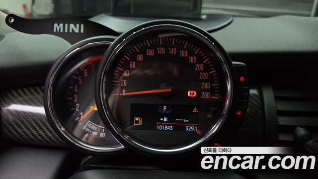 Mini Cooper 2016 — photo 8