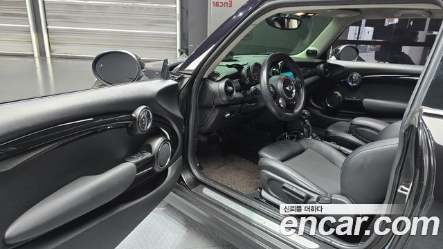 Mini Cooper 2016 — photo 10