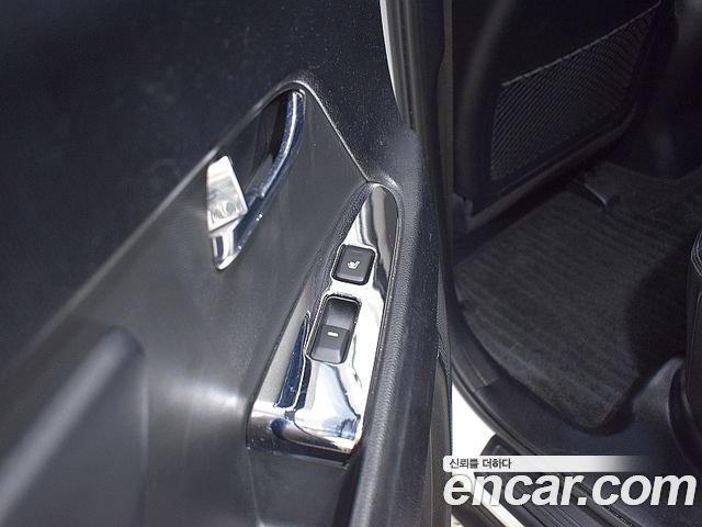 Kia Sportage 2011 — photo 7