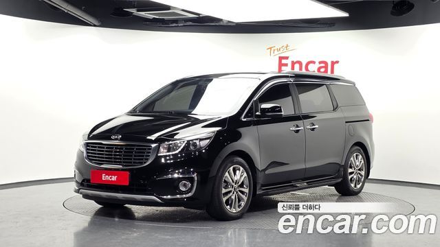 Kia Canival 2016 — photo 1