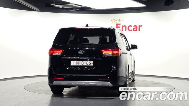 Kia Canival 2016 — photo 4