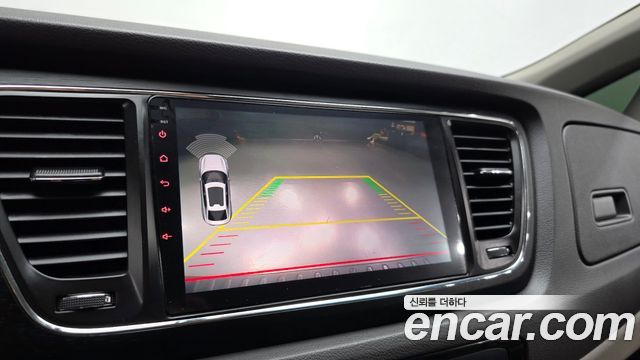 Kia Canival 2016 — photo 21