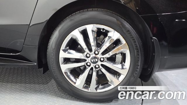 Kia Canival 2016 — photo 7