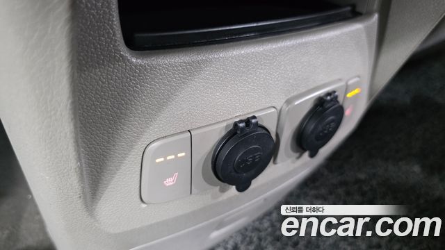 Kia Canival 2016 — photo 27