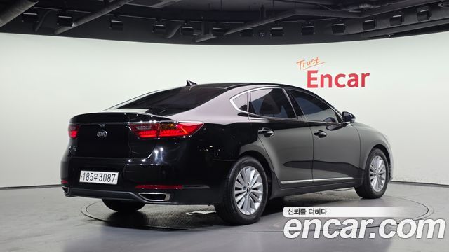 Kia K7 2017 — photo 2