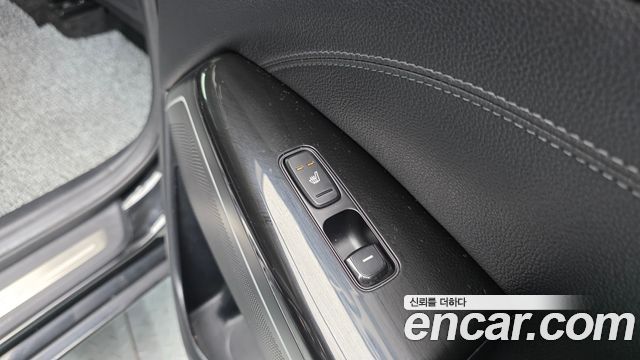 Kia K7 2017 — photo 19