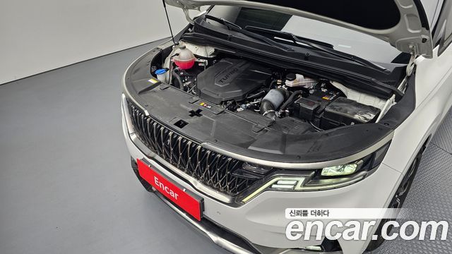 Kia Canival 2023 — photo 6