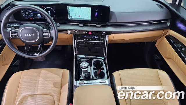 Kia Canival 2023 — photo 7