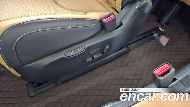 Kia Canival 2023 — photo 18