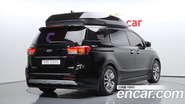 Kia Canival 2016 — photo 2