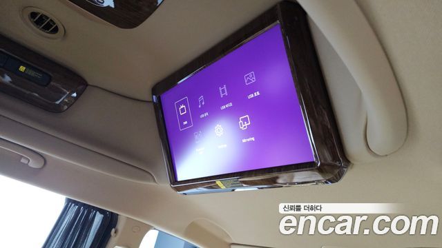 Kia Canival 2016 — photo 19