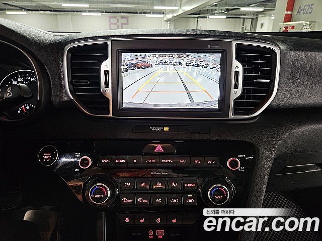 Kia Sportage 2018 — photo 14