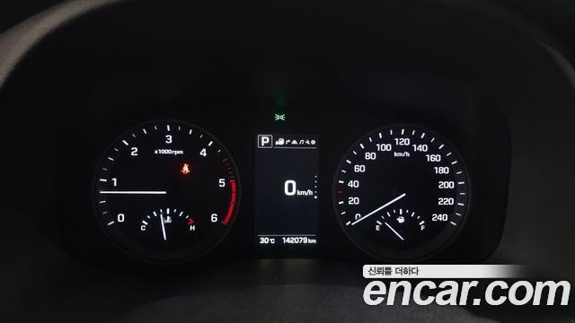Hyundai Tucson 2016 — photo 8