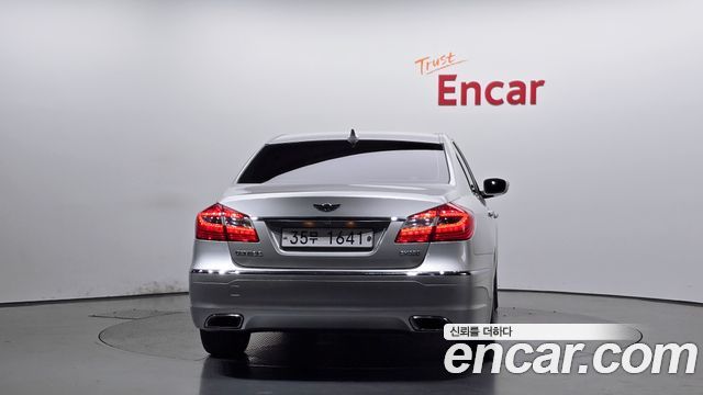 Hyundai Genesis 2012 — photo 4