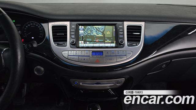 Hyundai Genesis 2012 — photo 13