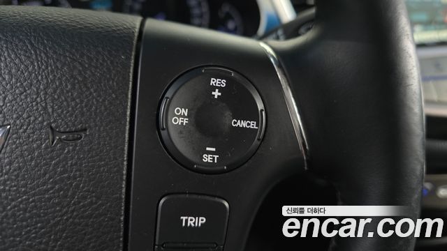 Hyundai Genesis 2012 — photo 18