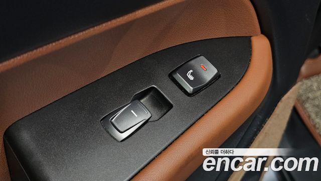 KG Mobility Rexton 2019 — photo 27