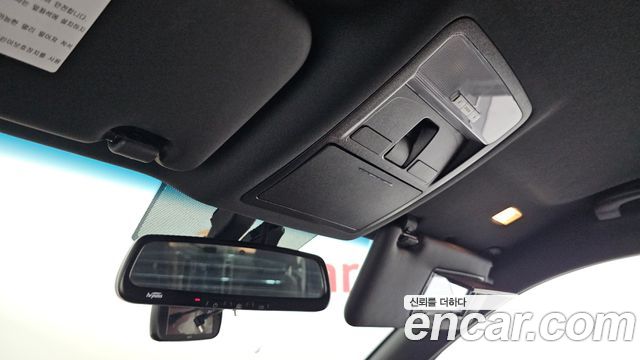KG Mobility Rexton 2019 — photo 32