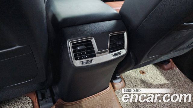KG Mobility Rexton 2019 — photo 33