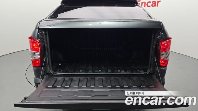 KG Mobility Rexton 2019 — photo 36