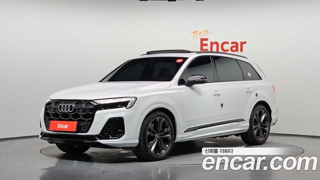 Audi Q7 2025 — photo 1
