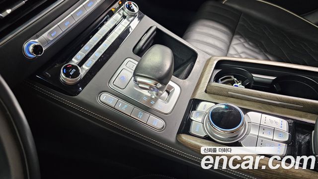 Genesis G90 2020 — photo 9