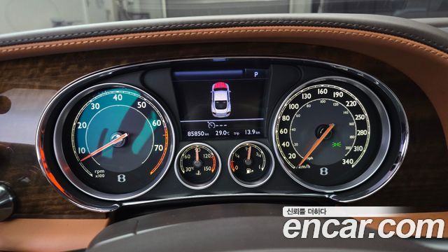 Bentley Continental 2015 — photo 8