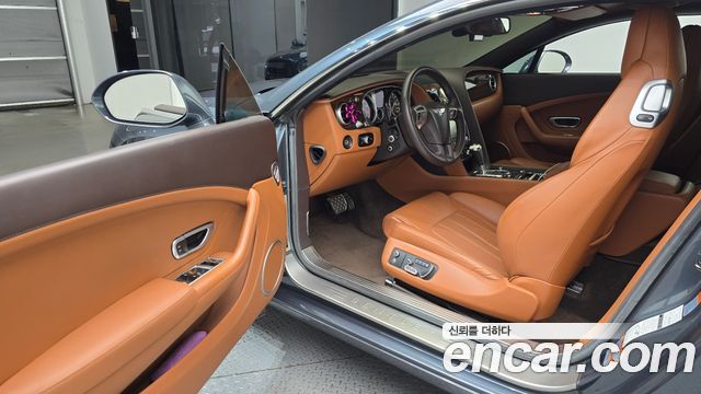 Bentley Continental 2015 — photo 10