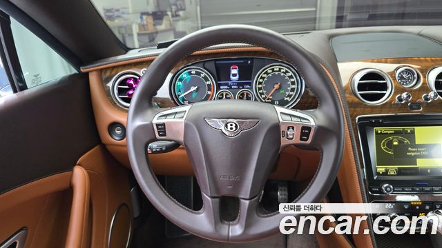 Bentley Continental 2015 — photo 12