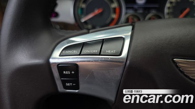 Bentley Continental 2015 — photo 16