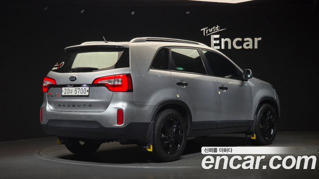 Kia Sorento 2013 — photo 2