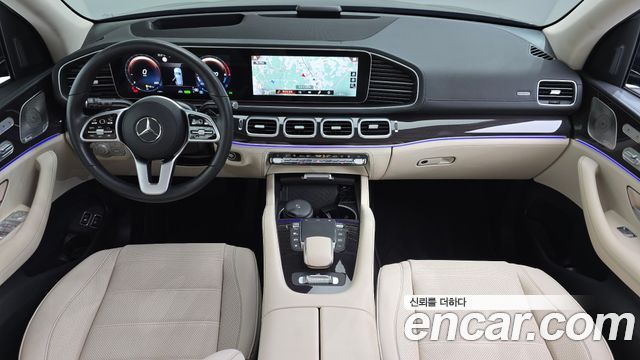 Mercedes-Benz GLE-Class 2021 — photo 10