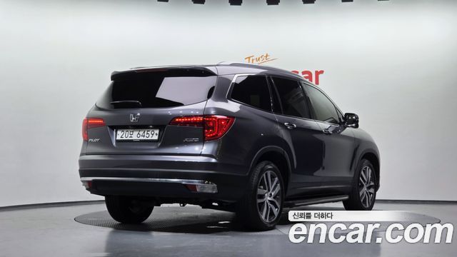 Honda Pilot 2018 — photo 2
