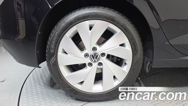 Volkswagen Golf 2022 — photo 5