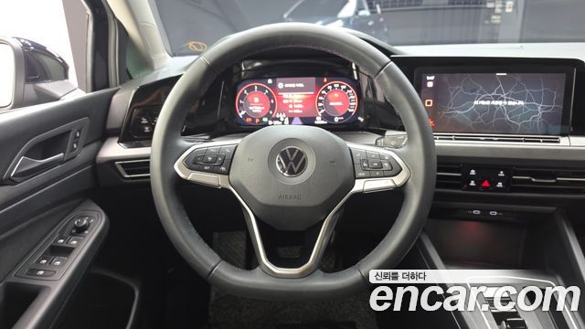 Volkswagen Golf 2022 — photo 13