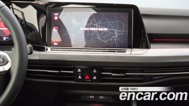 Volkswagen Golf 2022 — photo 14