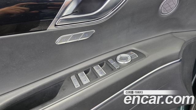 Genesis GV80 2021 — photo 28