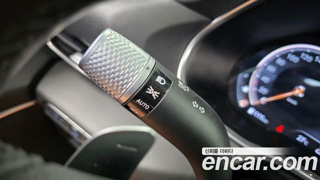 Genesis GV80 2021 — photo 29