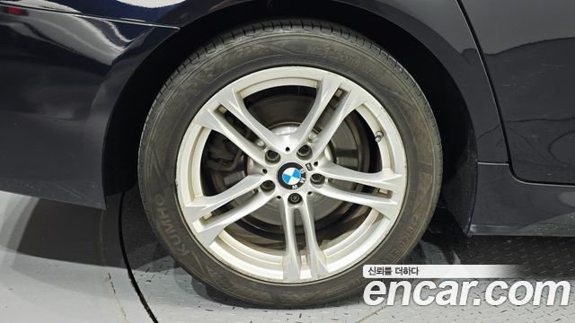 BMW 5-Series 2016 — photo 5