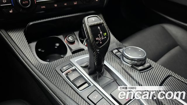 BMW 5-Series 2016 — photo 9