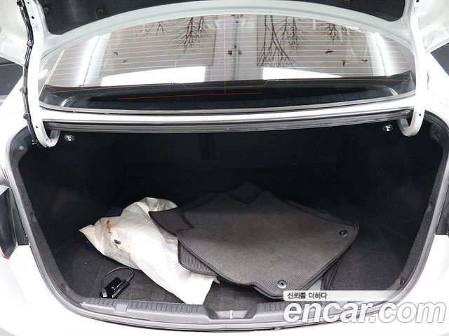Hyundai AVANTE 2012 — photo 5
