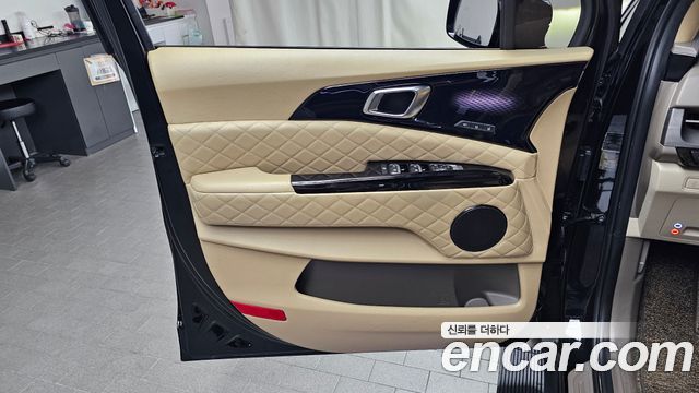 Kia Canival 2021 — photo 14