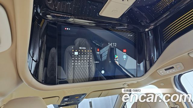 Kia Canival 2021 — photo 29