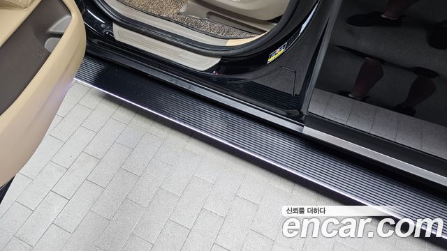 Kia Canival 2021 — photo 33