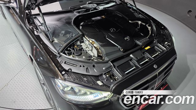 Mercedes-Benz S-Class 2022 — photo 6