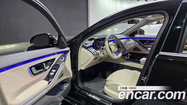 Mercedes-Benz S-Class 2022 — photo 10