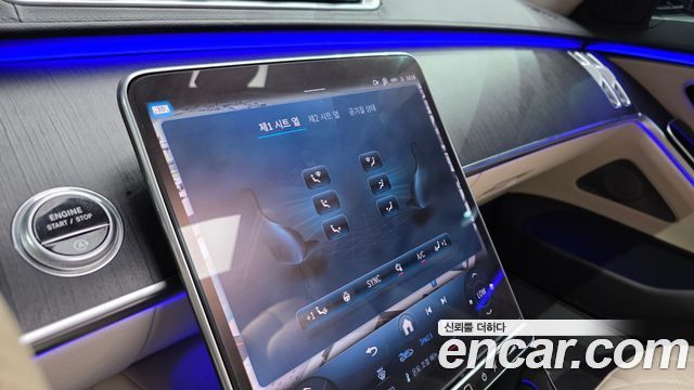 Mercedes-Benz S-Class 2022 — photo 17